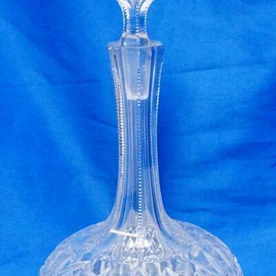 ANTIQUE ENGLISH CUT CRYSTAL DECANTER