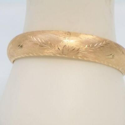 14KT GOLD FANCY BANGLE BRACELET (19.45 GRAMS)