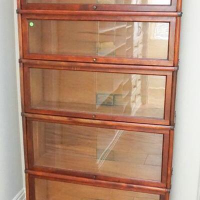 GLOBE-WERNICKE 5 STACK BARRISTER BOOKCASE