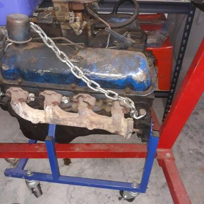 Ford engine believed to be from a 1971 Mustang
