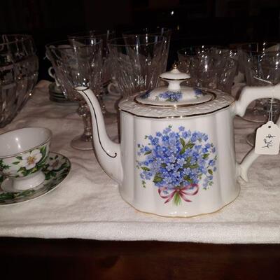 porcelain teapot