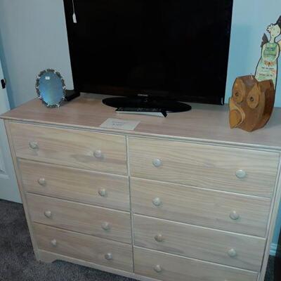 Dresser and Samsung TV