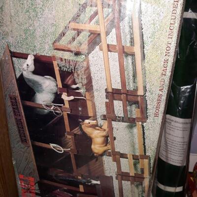vintage toy horse stable in original box