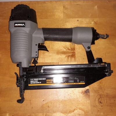 Air nailer