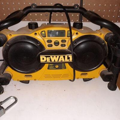 Shop radio