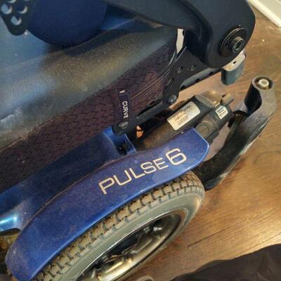 Pulse 6 motorized wheelchair