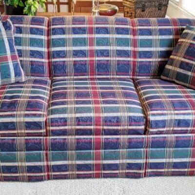 Nice sofabed - traditional style - like new