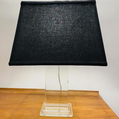 Ralph Lauren Crystal Table Lamp 
Lot #: 75