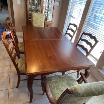 Ethan Allen Maison  French Country Dining Table 