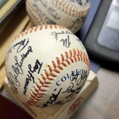 2004 Red Sox Autographed Ball 