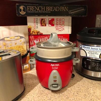 Rice Cookers, Gingerbread Mansion Kit, Circus Waffle Maker, French Bread PanBelique and Cooks Stainless Steel Pots
