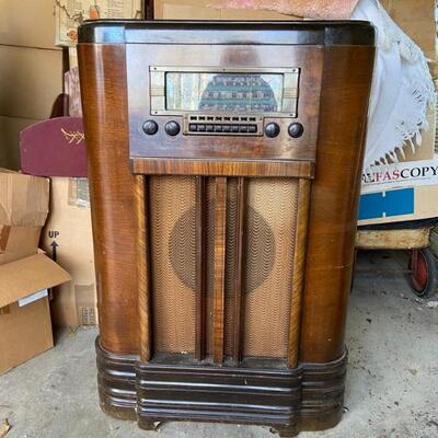 Antique radio