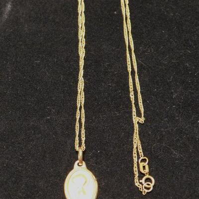 18K pendant and chain