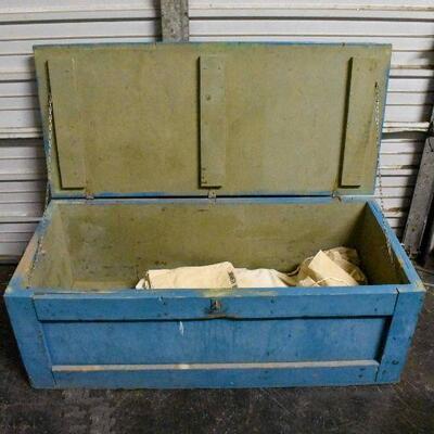 VT Highway Dept. Wooden Chest w/ Canvas Bags