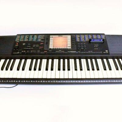 Yamaha Portatone PSR-330 Keyboard