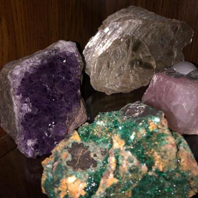 Lots of beautiful geodes for auction and at the estate sale 