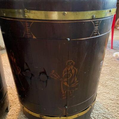 drums have removable glass tops and cabinet doors
