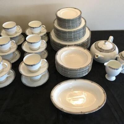Wedgewood  Amherst (Platinum Trim) China Service for 12 - Excellent condition
