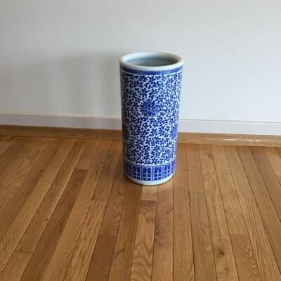 Umbrella/Cane Vase 17.75in tall (diameter is 8.75in)
