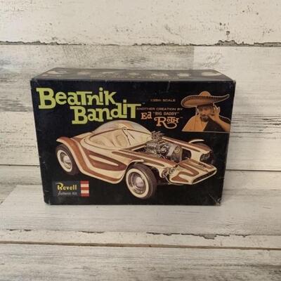 Beatnik Bandit 1/28 Model Kit in Box by Revell