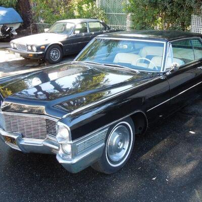 1965 Cadillac Calais 2-door hard top coupe.
 VIN: ST-65-68257
CA Licence: UBF494 
Odometer reading: 58885. 
Vehicle is in the process of...