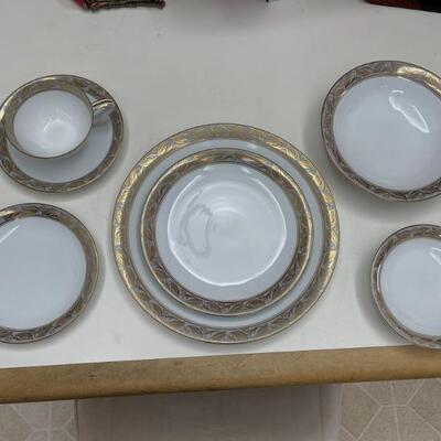 Noritake. Service for (12)