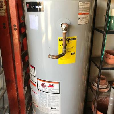 \Used, Lochinvar 2018 50 gallon Gas Hot Water Heater