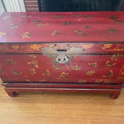 A FEW VERY COOL TRUNKS AND CHESTS!