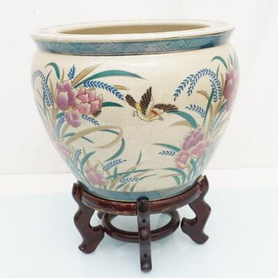 CHINESE FISH BOWL WITH STAND