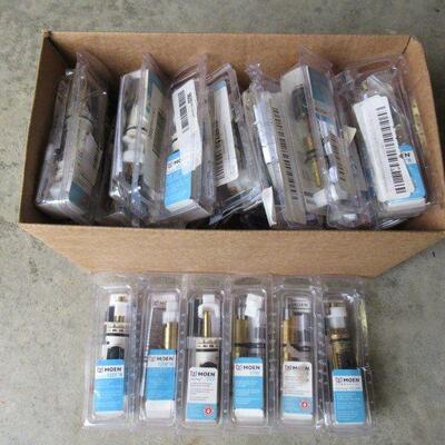  LOT OF 34 ASSORTED MOEN CARTRIDGES