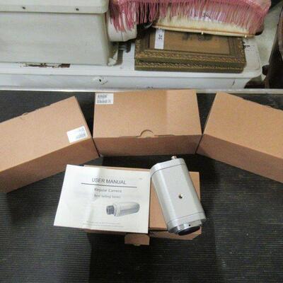 COLOR CCD CAMERA KPC221 ZN/NL DC12V