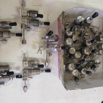 APTECH VALVES APPLIED MATERIALS AMAT SEMICONDUCTOR PARTS