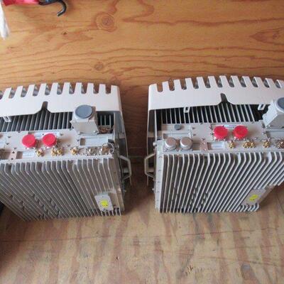 ALCATEL LUCENT RF101002 RADIO HEAD KS24822L1 1:1 S8L-RRH700L1 409113651 RF101002 2x40W 700MHz