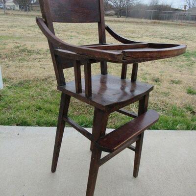 ANTIQUE OAK HIGH CHAIR NEEDS TLC