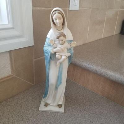 G. Ruggeri  Mary and Baby Jesus Figurine made in Italy