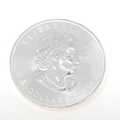 #810 • 1 oz 2014 Canadian Maple Leaf .9999 Pure Silver Coin