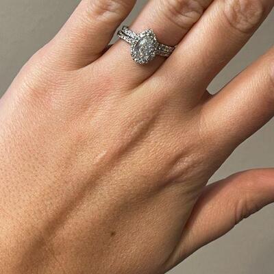 pear diamond ring