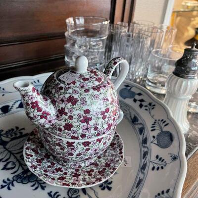 Tea pot