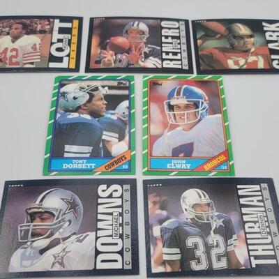 (5) 1985/86 Topps Football Cards