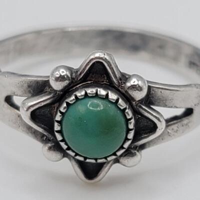 Vintage Sterling Silver Ring