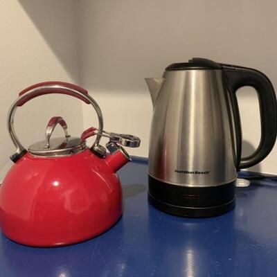 (2) Kitchen Aid Tea Pot & Hamilton Beach Electric