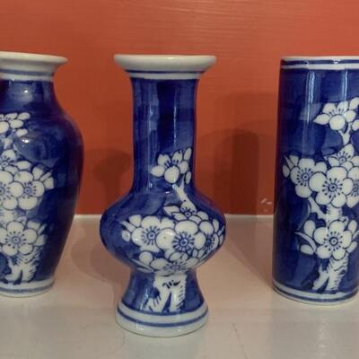 Trio of Asian Style Blue and White Glazed Ceramic Vases