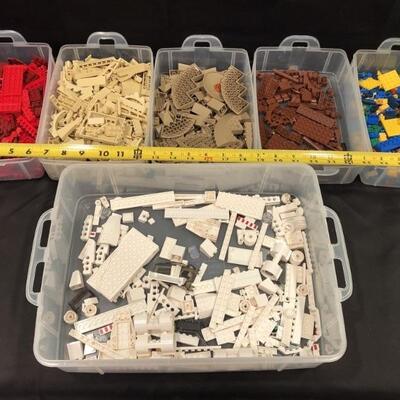 Extra Lego Pieces - Mostly Star Wars Themed