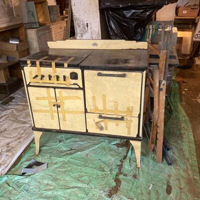 Old Gas Stove Oven Made by Prosperity  