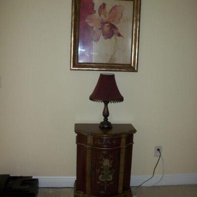 Art print ; Vanity Lamp ;
Small Console Cabinet