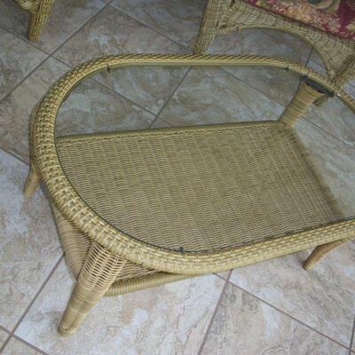 4pcs. Modern Wicker Patio Seating Set - Glass Top Coffee Table