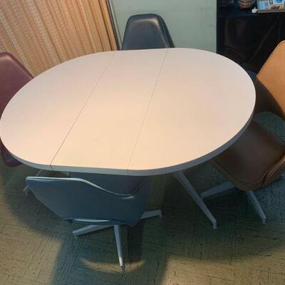 MCM Dining Table & Chairs