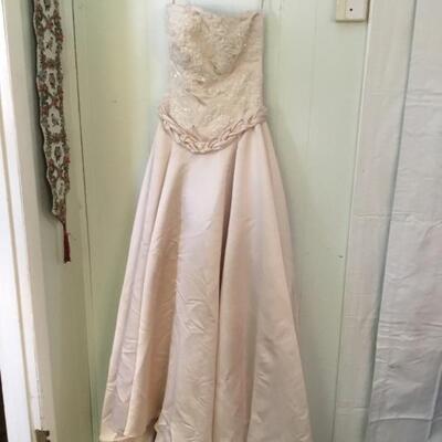 Designer gown created by Sondra Falk, XS SZ4