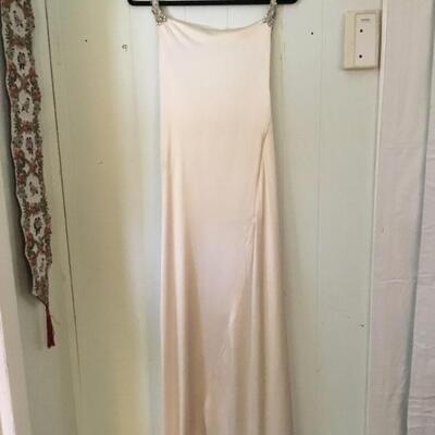 Designer gown created by Sondra Falk, XS SZ4