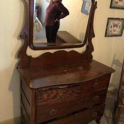 Antique oak dresser with mirror